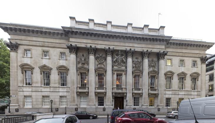 1920px-eh1286469-goldsmiths-hall-02.jpg