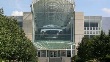 Central_atrium_cribbs_Causeway-1200x901.jpg