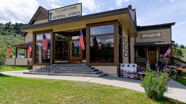 YellowstoneGeneralStoressmall.jpg