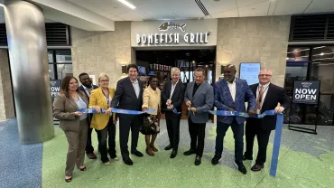 bonefish-grill-ribbon-cutting_photo-2048x1536-1-jpg-webp.webp