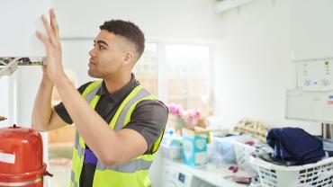 heating-engineer1158904746.jpg