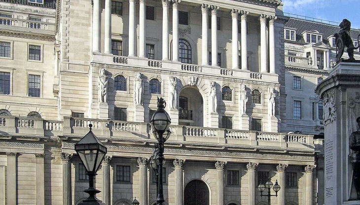 1325px-London.bankofengland.arp_-1200x978.jpg