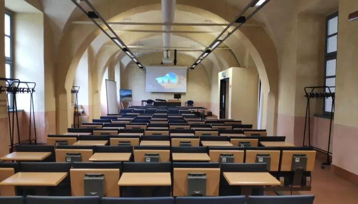 Insurbia-Classroom-jpg.webp