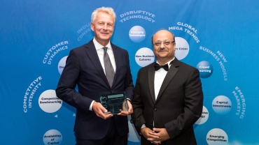 Photo Caption: (on left) Peter Hallberg, Head of BT Region Europe North, accepted the award in London on 29 June 2016 from Aroop Zutshi, Global President and Managing Partner (on right) at Frost & Sul