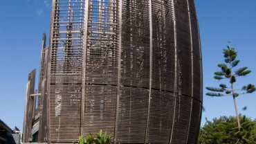 Example of indigenous architecture. (Photography by Fanny Schertzer).