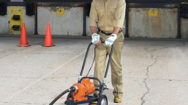 The Model 88™ sectional drain cleaner in operation.