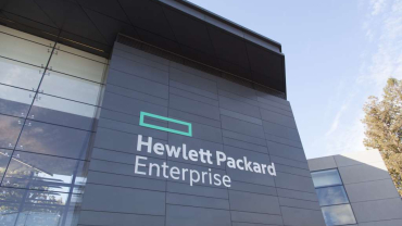 Hewlett Packard Enterprise installs new signage on the exterior of its Palo Alto, CA headquarters. CREDIT: Hewlett Packard Enterprise