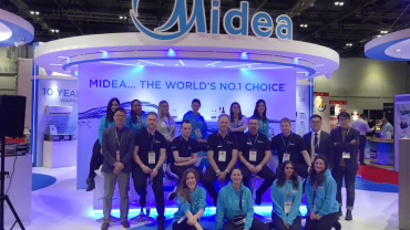 The Midea/FG Europe team at HVACR 2018.