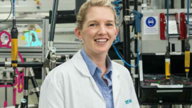 Sarah-Black-Smith-Head-of-Factory-Operations-for-Siemens-Digital-Industries-e1650614418258.jpg