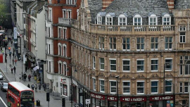 jaj5yvh8ooc-808x1200.jpg